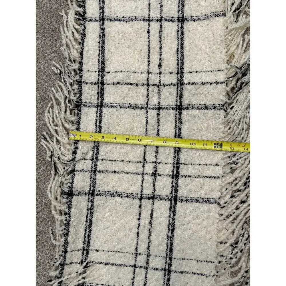 Emanuel Geraldo Plaid Fringe Scarf | Soft Woven Wrap One Size